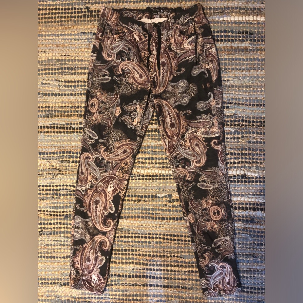 Paisley Print Stretch Leisure Pants with Drawstring, elastic waistband 
Size M